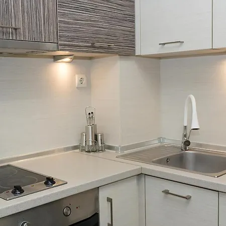 Appartamento Black & White -1bd Flat In Center By Flat Mаnager