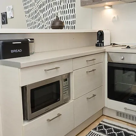 Black & White -1bd Flat In Center By Flat Mаnager * Varna