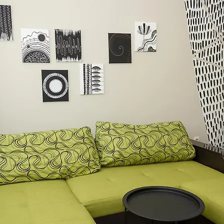 Black&white -1bd Flat In Center By Flat Mаnager Апартаменты